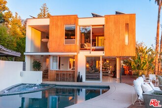 7650 Curson Terrace in Los Angeles, CA - Building Photo - Building Photo