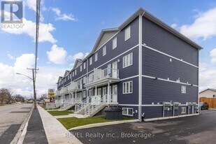 35 Southworth St N in Welland, ON - Building Photo