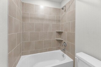 20078 Briarcliff Pk Ln in Porter, TX - Foto de edificio - Building Photo