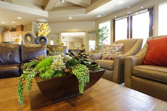 The Jones in Hillsboro, OR - Building Photo - Interior Photo