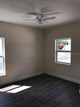 1878 Vamo Dr in Sarasota, FL - Building Photo - Building Photo