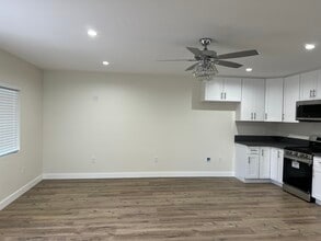 5225 Katella Rd in South Gate, CA - Building Photo - Building Photo