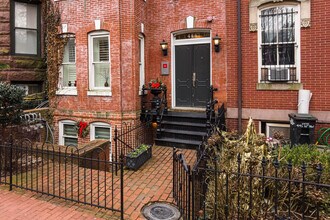 444 M St NW in Washington, DC - Foto de edificio - Building Photo