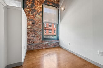 100 Allyn St, Unit 666 in Hartford, CT - Building Photo - Building Photo