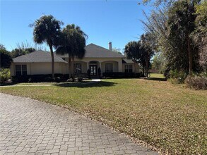 3265 Hidden Lake Dr in Winter Garden, FL - Building Photo - Building Photo