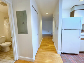 102 Gainsborough St, Unit 406e in Boston, MA - Building Photo - Building Photo