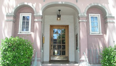 Central Apartments in Alameda, CA - Building Photo - Building Photo