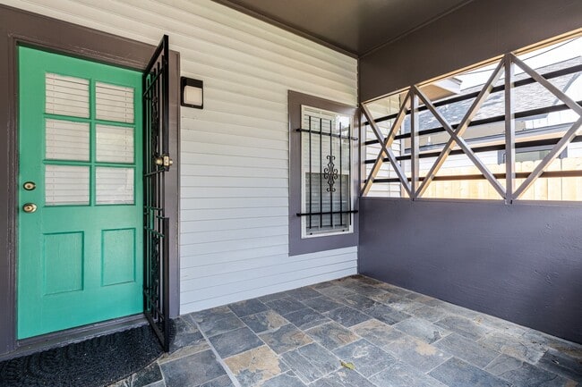 property at 2806 Holman St