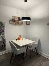 300 M St NW in Washington, DC - Building Photo - Building Photo