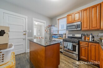 3707 N Bosworth Ave in Chicago, IL - Building Photo - Building Photo