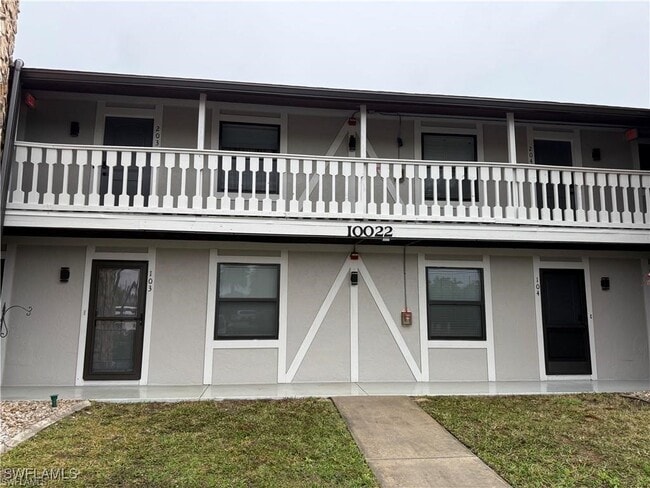 property at 10022 Oxfordshire Ln SW