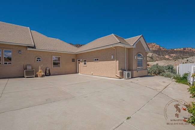 2141 Redcliff Cir in Grand Junction, CO - Building Photo - Building Photo