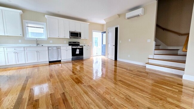 66 Waverly St in Boston, MA - Building Photo - Building Photo