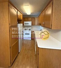 881 E Maple Vw Dr in Salt Lake City, UT - Building Photo - Building Photo
