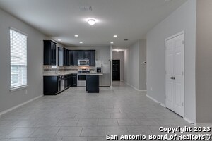 27319 Sterling Silver in San Antonio, TX - Building Photo - Building Photo