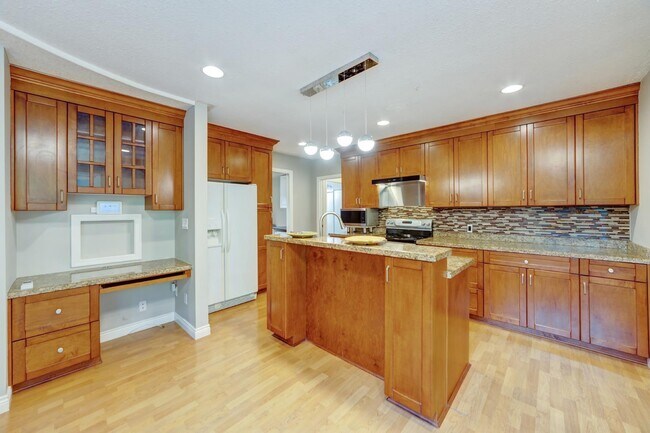 property at 8566-109B 109b St