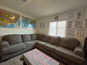 12767 Scholarly Wy in Rancho Cordova, CA - Building Photo - Building Photo