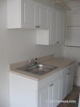1615 Commonwealth Ave in Boston, MA - Building Photo - Building Photo