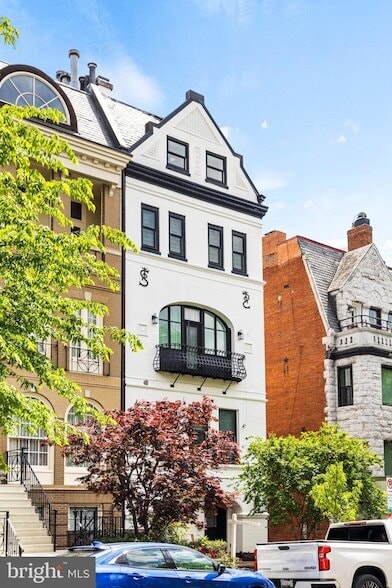 property at 1709 21st St NW