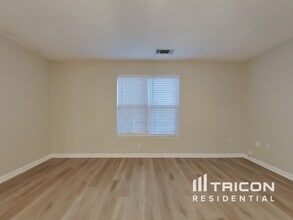 3032 Summer Breeze Dr in Villa Rica, GA - Building Photo - Building Photo