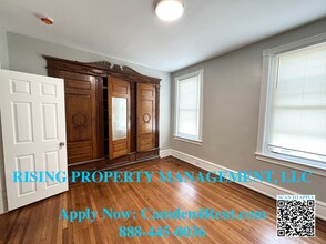 1430 Kenwood Ave in Camden, NJ - Building Photo - Building Photo