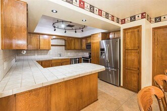 7215 NW Willow Creek Dr in Lawton, OK - Building Photo - Building Photo