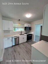 5625 29th Ave S in Gulfport, FL - Building Photo - Building Photo