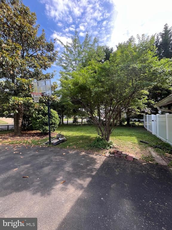 property at 3440 Skyview Terrace