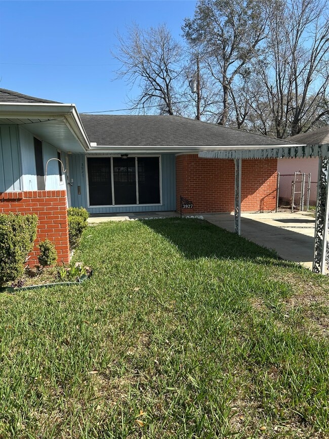 3927 Faulkner St in Houston, TX - Building Photo - Building Photo