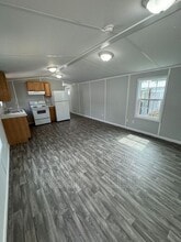 1004 S Jackson St in Athens, TN - Building Photo - Building Photo