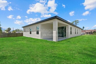 4390 Asteria Terrace in North Port, FL - Building Photo - Building Photo