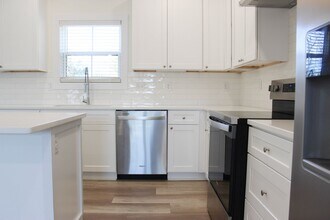 1424 Westbrook CIR in Cookeville, TN - Building Photo - Building Photo