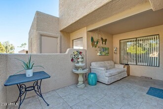 14300 W Bell Rd in Surprise, AZ - Building Photo - Building Photo