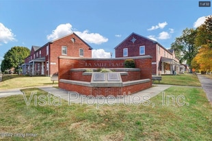 1953 Magellan Ct in Louisville, KY - Building Photo