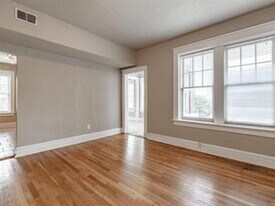 5855 Washington Blvd