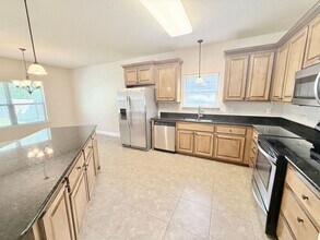 5204 Parkside Dr in Pace, FL - Building Photo - Building Photo