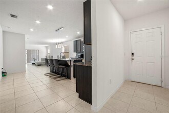 817 Boca Vista Ct in Davenport, FL - Building Photo - Building Photo