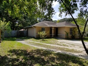 4713 4th Ave E in Palmetto, FL - Building Photo - Building Photo