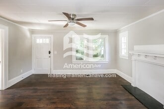 906 W 9th Ave in Gastonia, NC - Building Photo - Building Photo