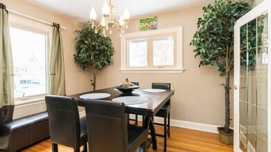 Charming 2+ DEN Whole Home Rental in Old in London, ON - Building Photo - Building Photo