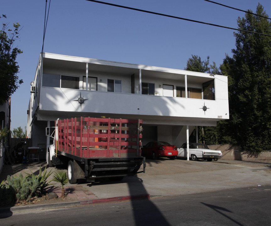 981-987 Manzanita St in Los Angeles, CA - Foto de edificio
