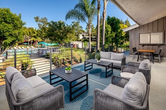 Presidio at Rancho Del Oro in Oceanside, CA - Foto de edificio - Building Photo