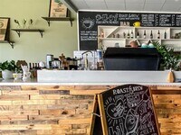 1621 Columbia St photo'