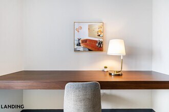 55 Elm St, Unit 405 in Hartford, CT - Foto de edificio - Building Photo