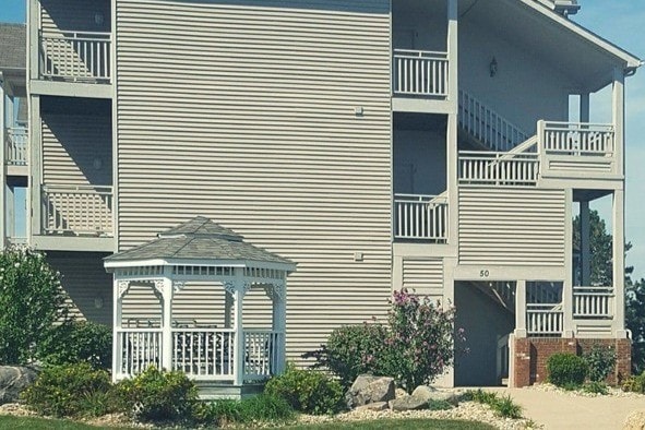 Whittier Woods in Fairborn, OH - Foto de edificio - Building Photo