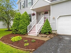 151 Whitetail Dr in Ithaca, NY - Building Photo - Building Photo