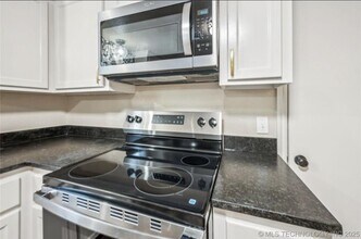 306 Short St in Tahlequah, OK - Building Photo - Building Photo