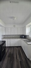 6744 36th Ave N in St. Petersburg, FL - Building Photo - Building Photo