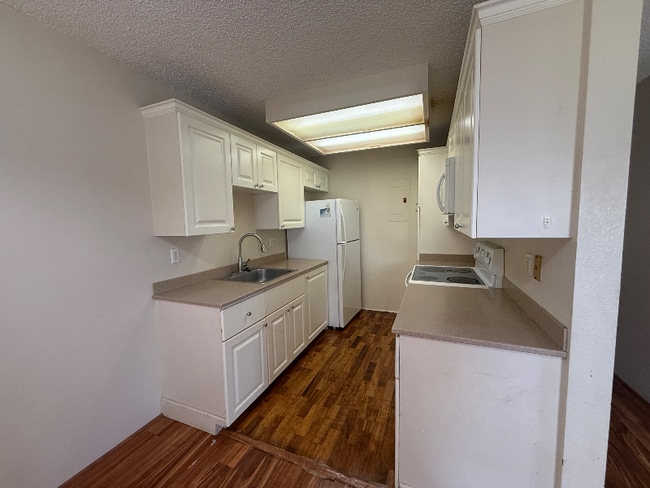 94-1419-1419 Polani St in Waipahu, HI - Building Photo - Building Photo