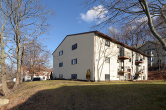 Bay View Commons in Fall River, MA - Building Photo - Building Photo